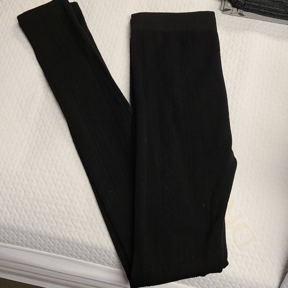 Black ribbed legging